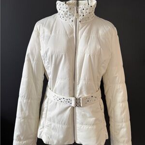 WHBM Women’s White Stud-Accent Puffer Jacket with Belt